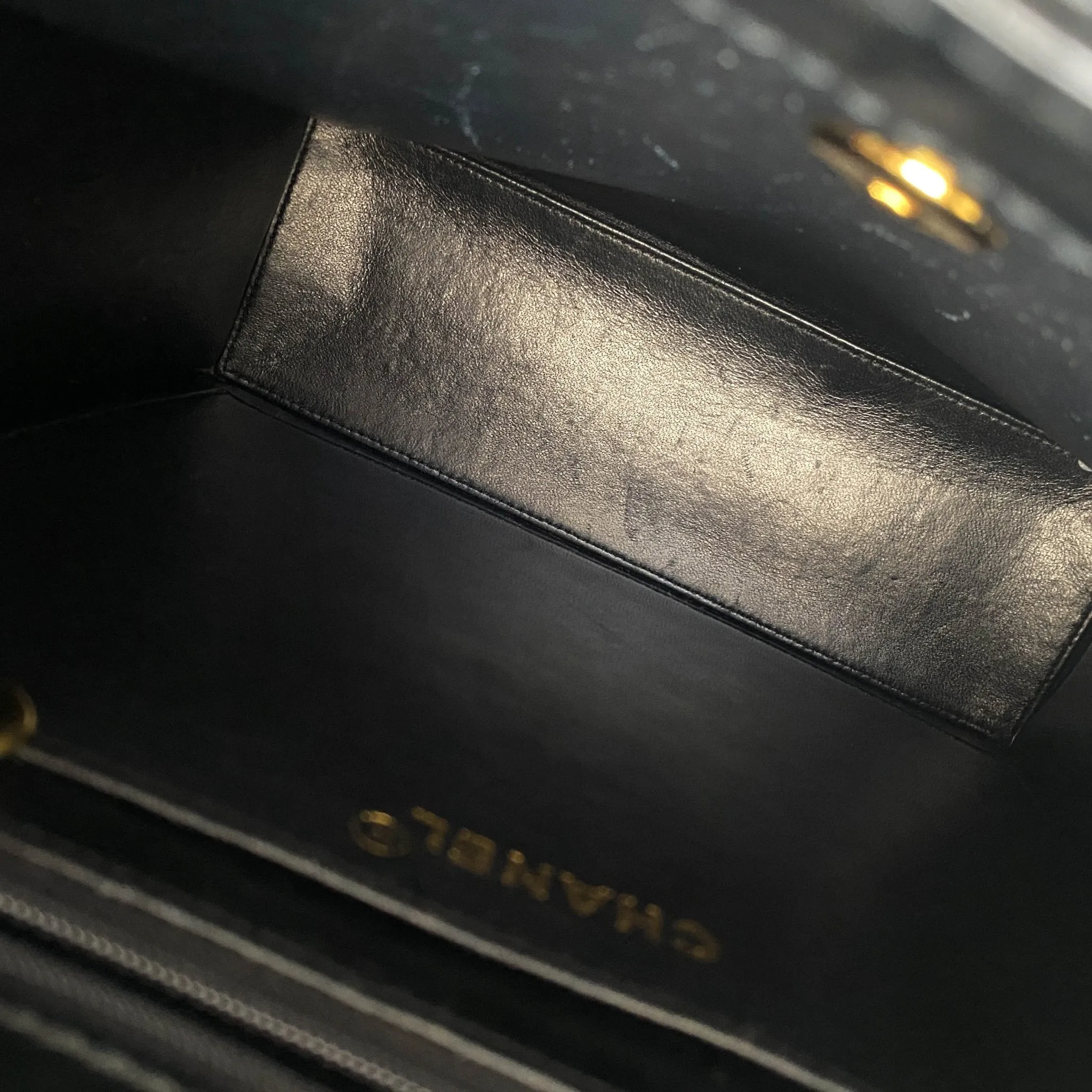 CC Turnlock Patent Hand Bag