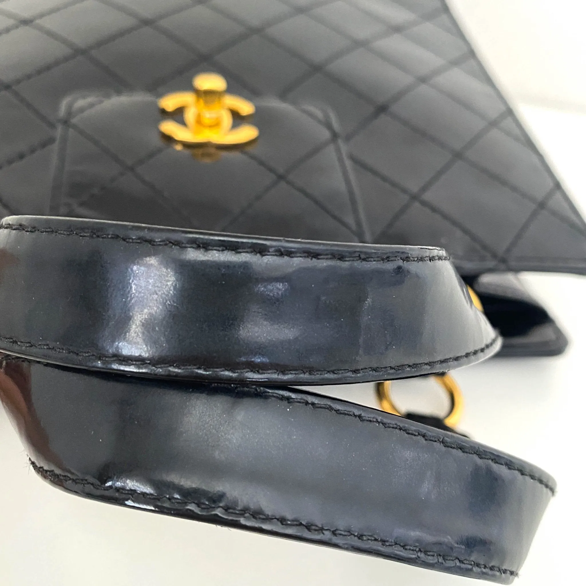 CC Turnlock Patent Hand Bag