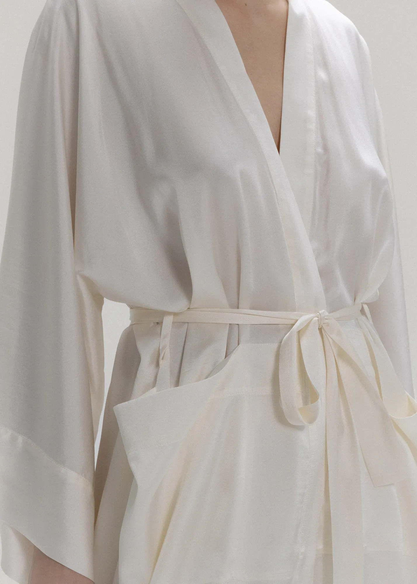 Silk Kimono Jacket Set in Milk White